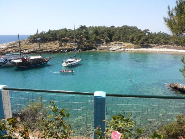 Gorgona Rooms, Κράτηση  Alyki Θάσος