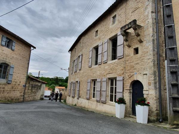 Maison Fossemagne, Κράτηση Bed and Breakfast Melle Deux-Sèvres