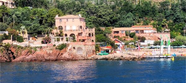 Villa de prestige en bord de mer dans la baie de Cannes, Κράτηση  Τεούλ-συρ-Μερ Alpes-Maritimes