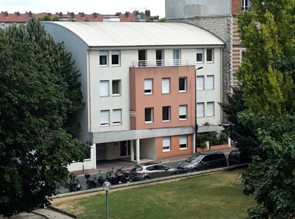 Residence Erasmus, Κράτηση  Μαλακόφ Asnieres-sur-Seine