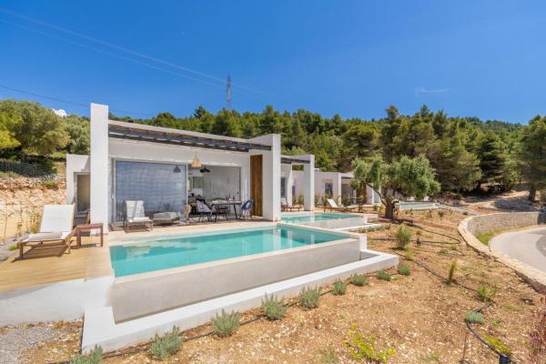 Mellamare Luxury Suites, Κράτηση  Póndi Ionian Islands