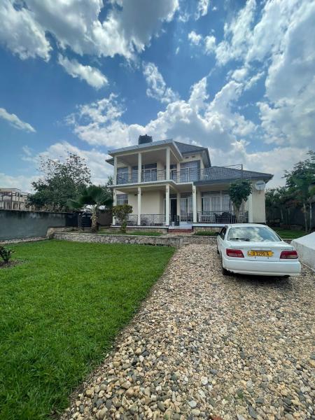 Iwachu Villa, Κράτηση  Μπουζουμπούρα Μπουρούντι