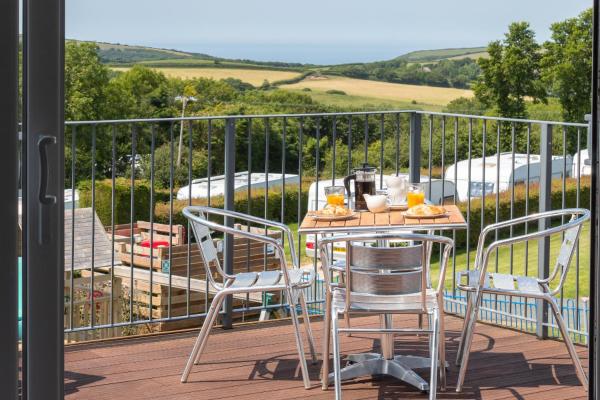 Cornish Coasts Holiday Park, Κράτηση  Bude Cornwall