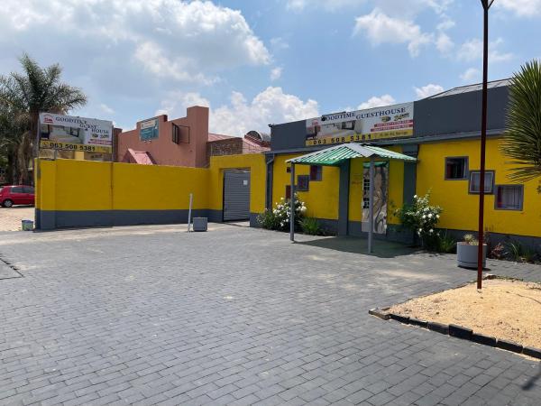 Good Time Guest House, Κράτηση  Springs Γκαουτένγκ