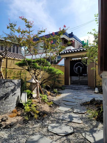Seoseoillo, Κράτηση  Busan Ηνωμένα Αραβικά Εμιράτα
