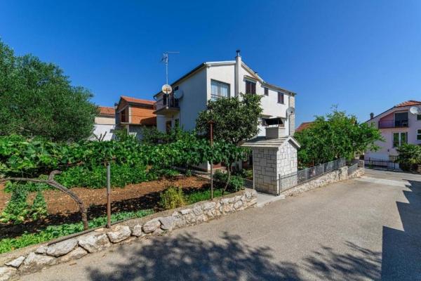 Apartments with parking space Raslina, Krka - 24304, Κράτηση  Zaton Sibenik-Knin County