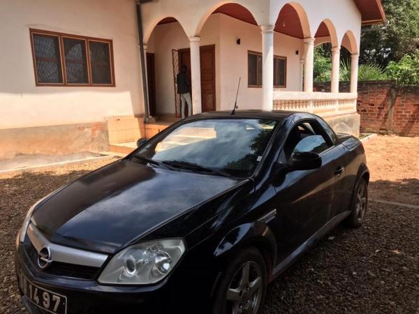 Villa Sophie à Sassara Pk 12 Bangui, Κράτηση  Μπανγκί Ξενοδοχεία........... .