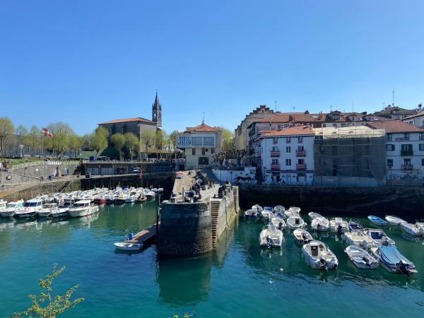 SANTA KATALINA Mundaka, Κράτηση  Mundaka Urdaibai