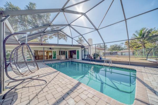 Villa En-haccore & Walfare next to ELRIO Golf Club-Heated Pool, Κράτηση  North Fort Myers Fort Myers Area