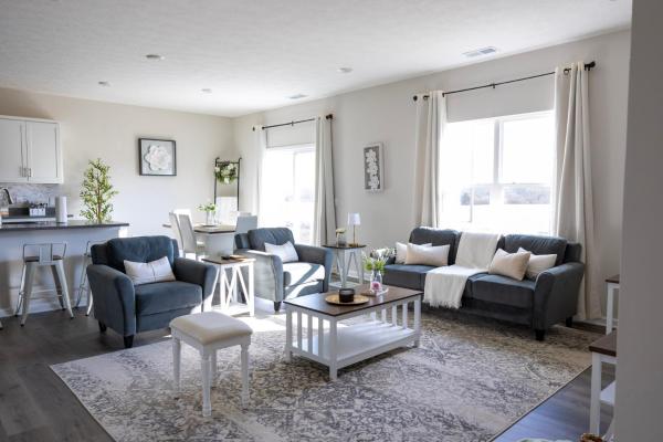 Holistic Campus Rental, LLC, Κράτηση  Oxford Ohio